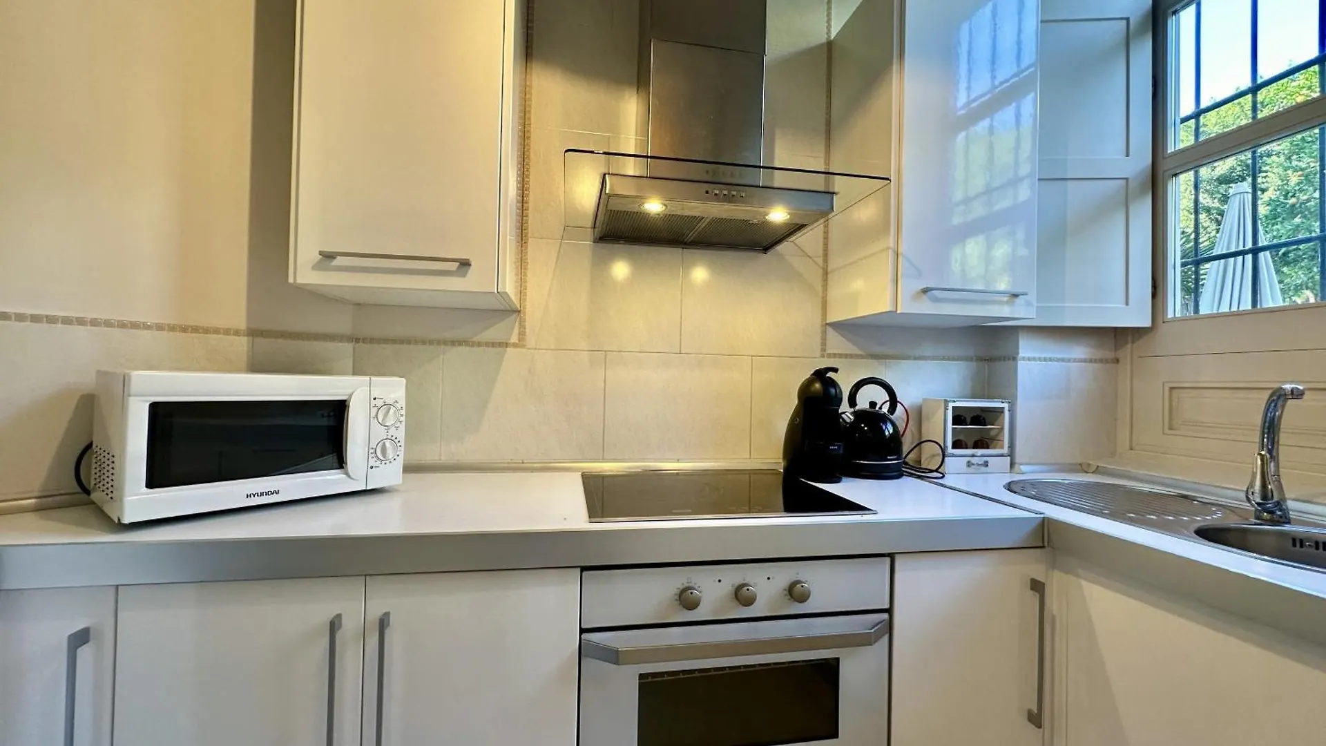 Apartamento Urbe10 Pries Garden Málaga