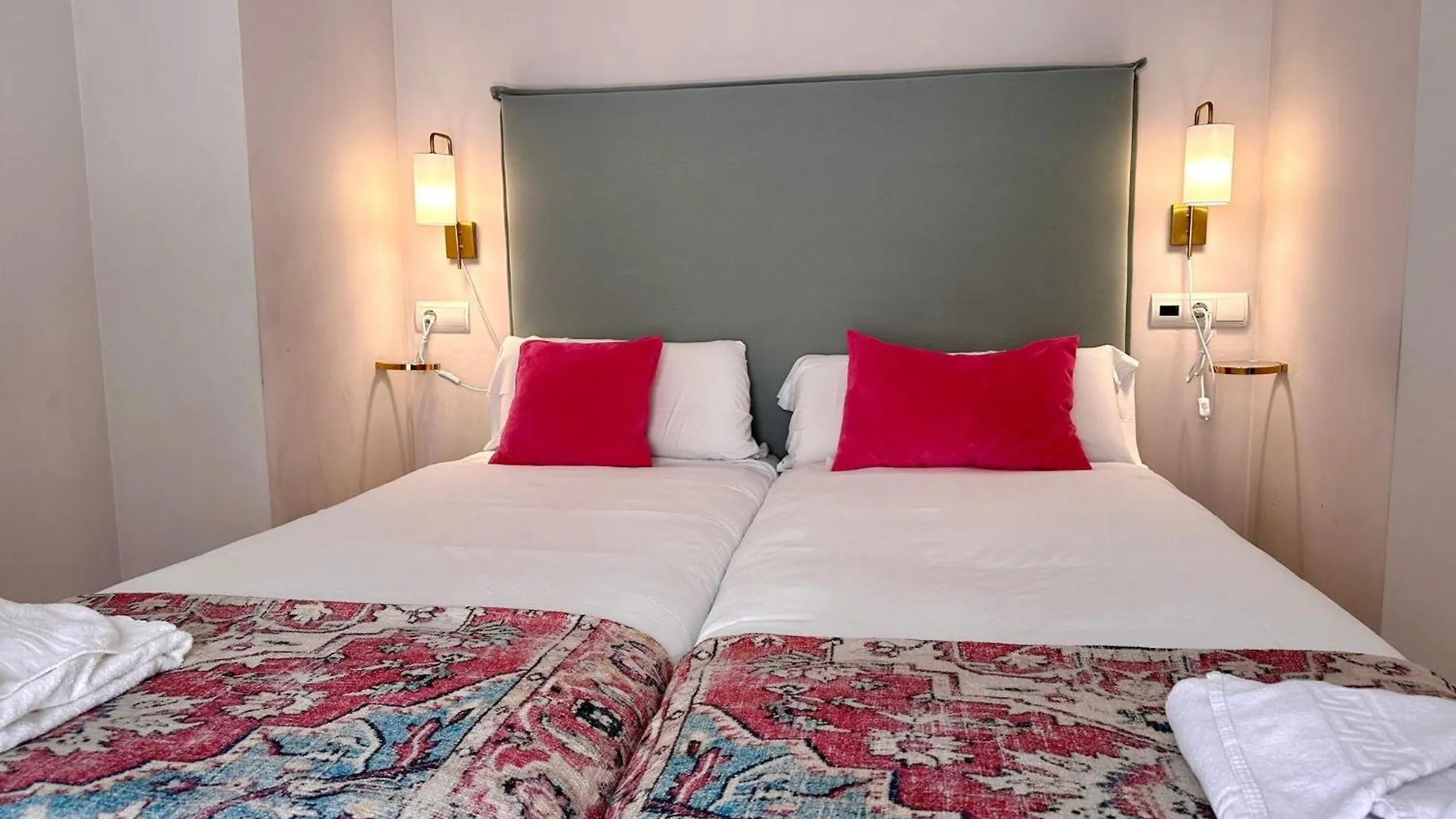 Apartamento Urbe10 Pries Garden Málaga 0*,  España
